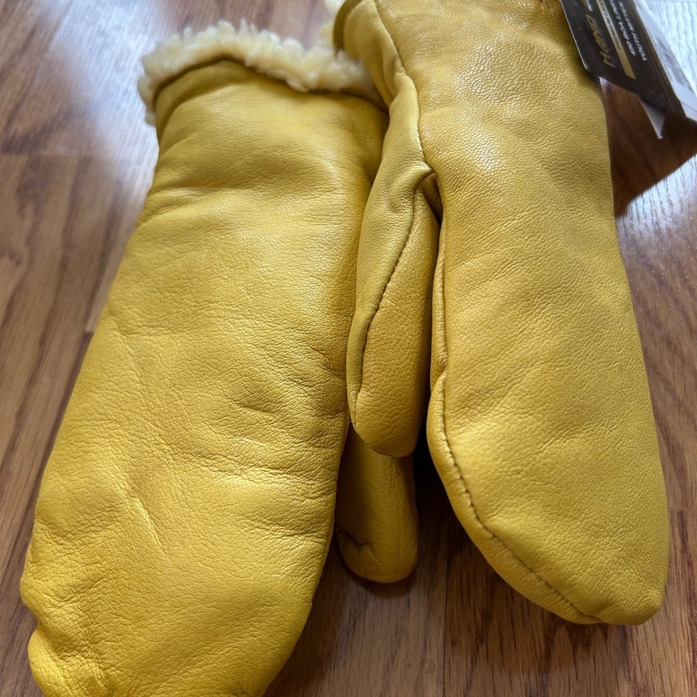 Youth Yellow Leather Chopper Mittens